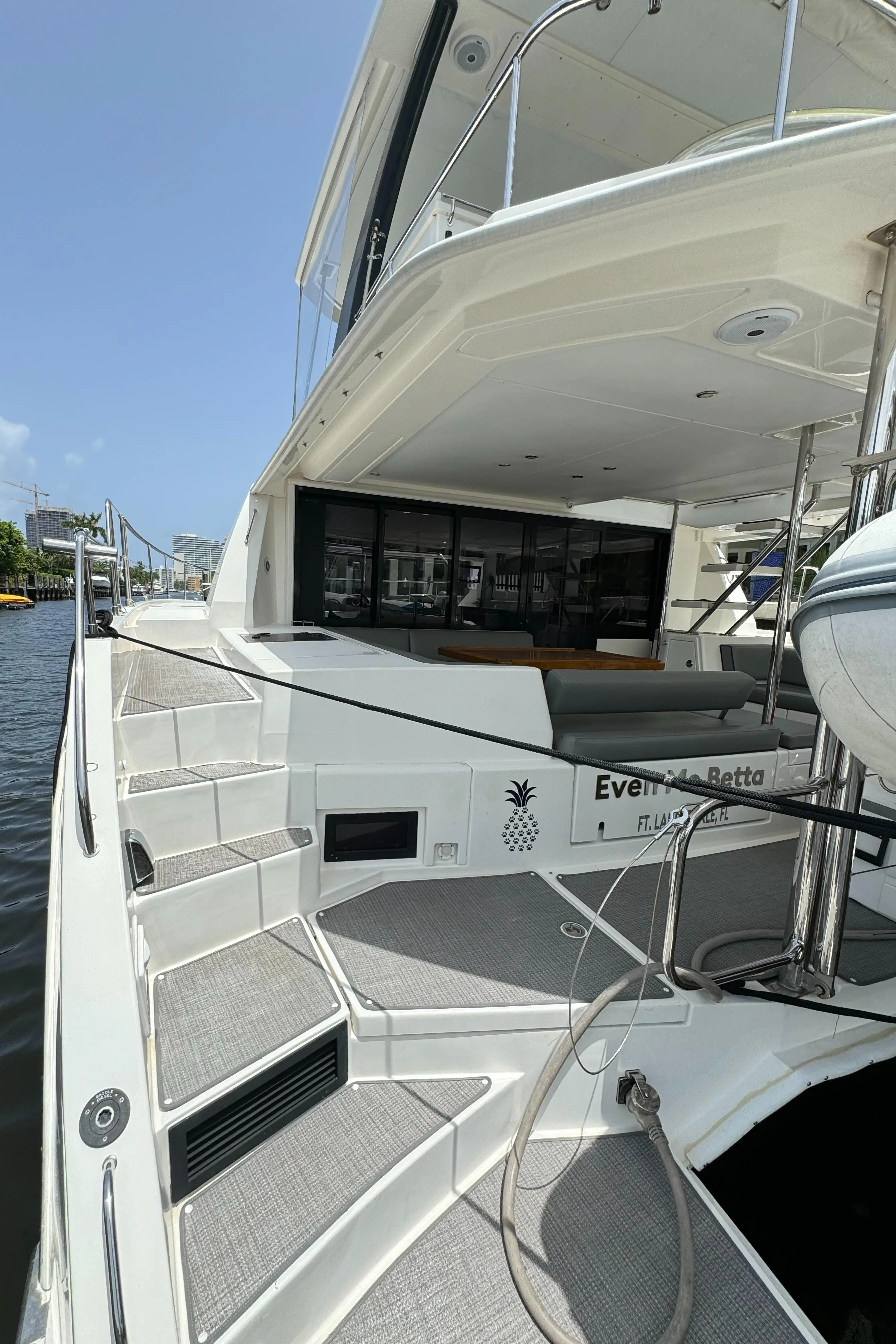 2018 Leopard 43 powercat