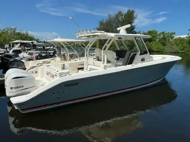 Pursuit 328 Sport