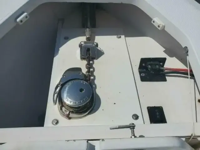 Island Runner Center Console