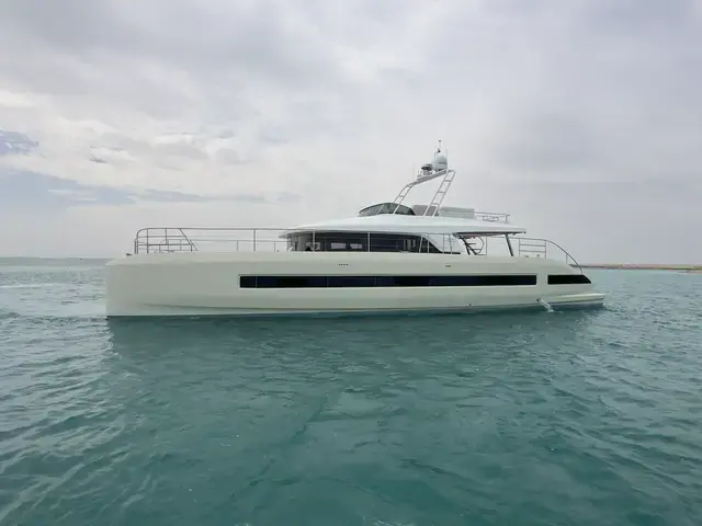 Lagoon Sixty 7 Power Cat