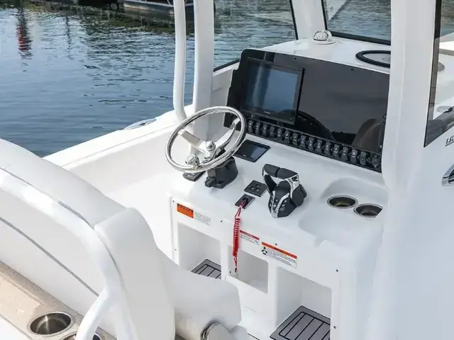 Sea Hunt 265 Ultra