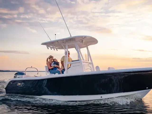 Sea Hunt Boats ULTRA 229