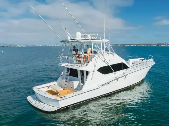 Hatteras 60'