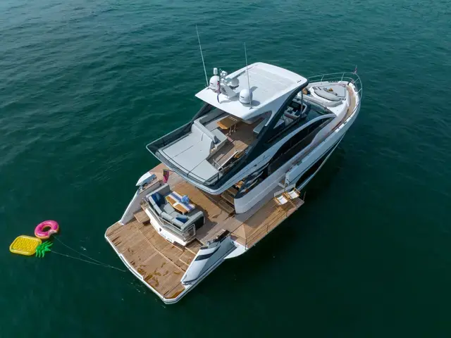 Fairline Squadron 58