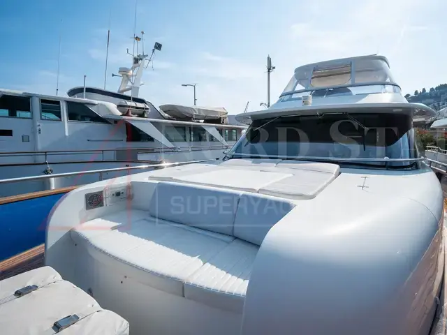 Azimut Magellano 74