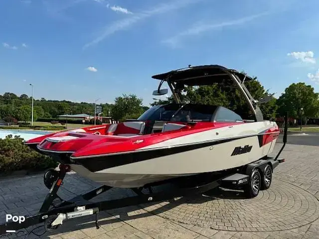 Malibu Wakesetter 22 Mxz