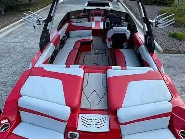 Malibu Wakesetter 22 Mxz