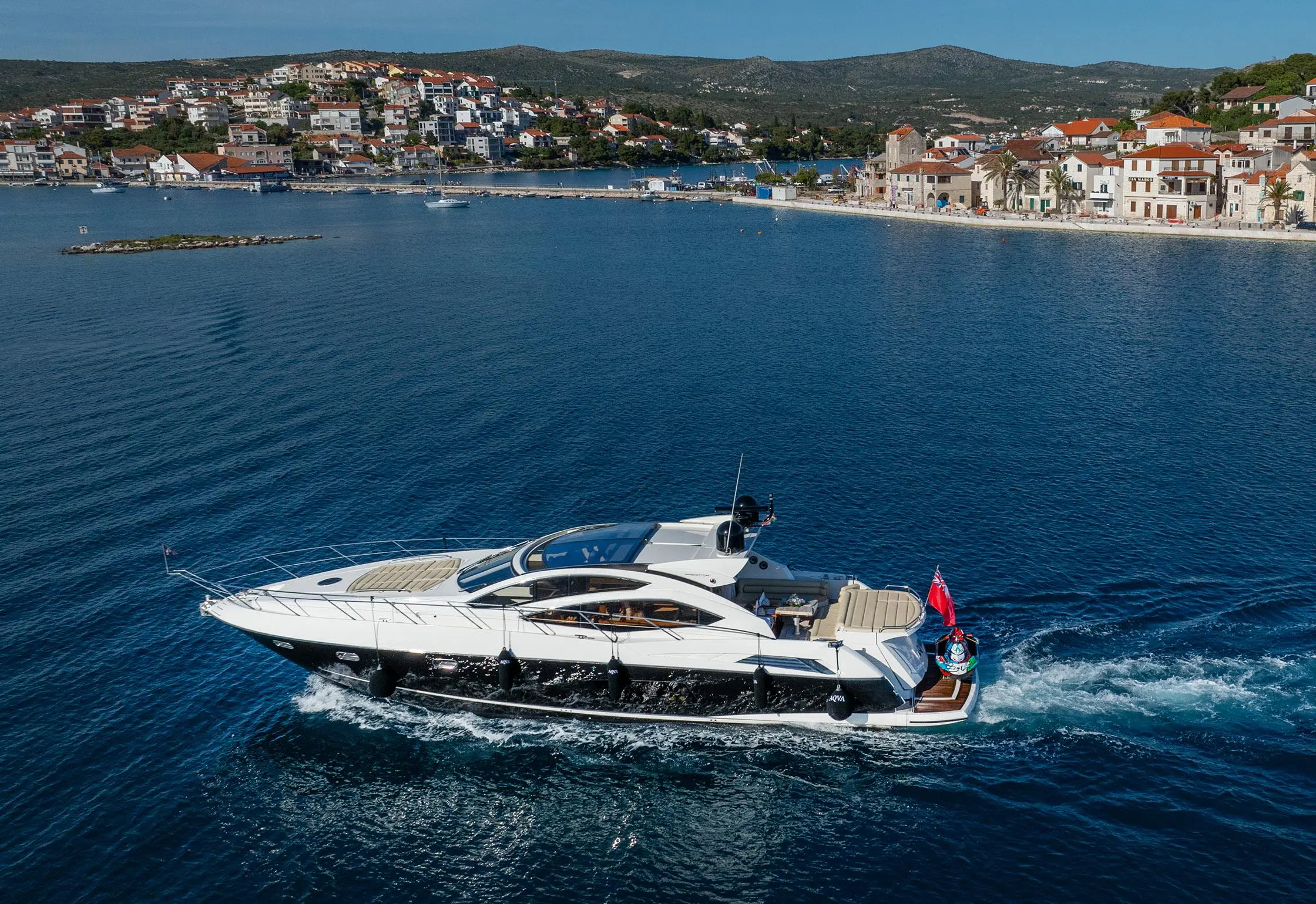 2011 Sunseeker predator 64