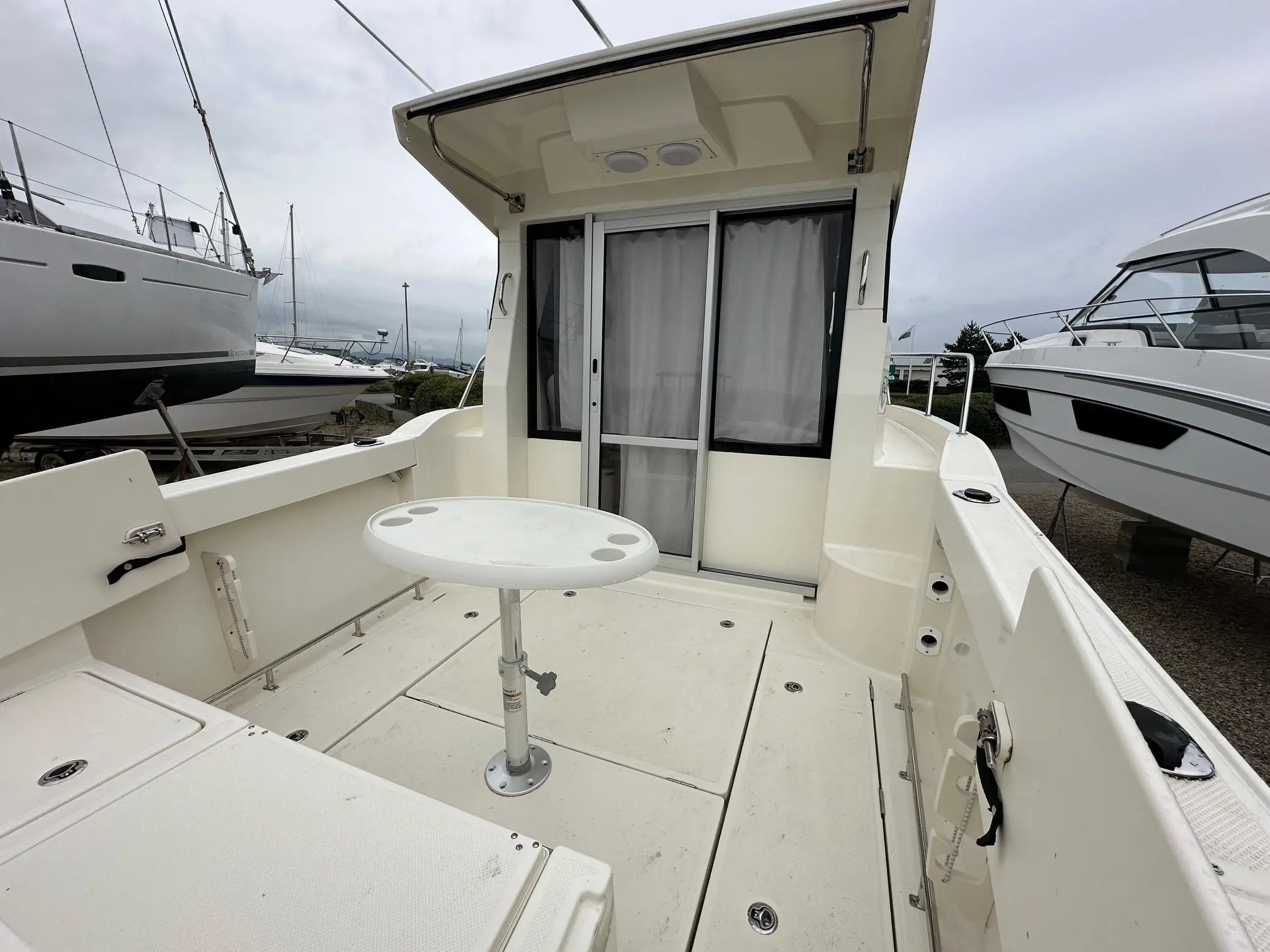 2022 Quicksilver 625 pilothouse