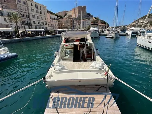 1987 Volvo Penta 31 sport fisherman