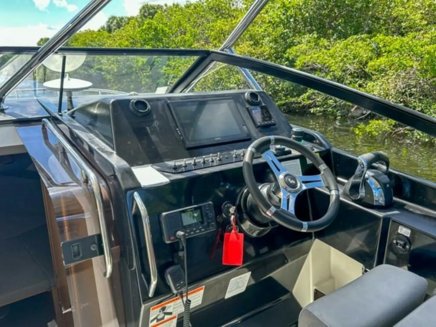 2020 Beneteau flyer 32