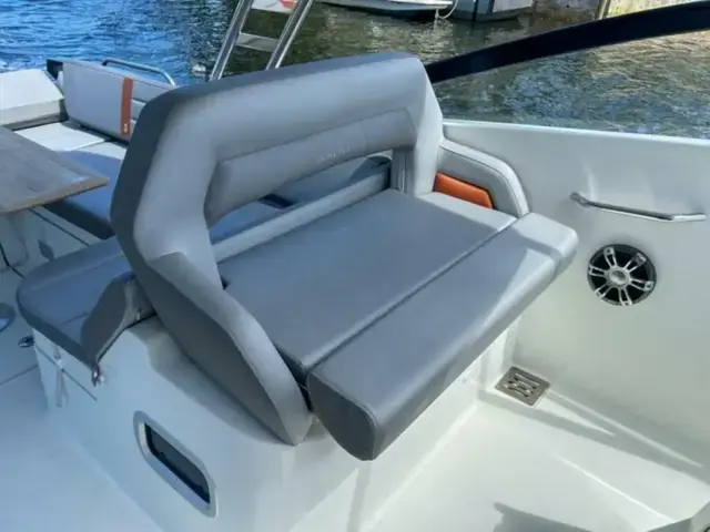 Beneteau Flyer 32