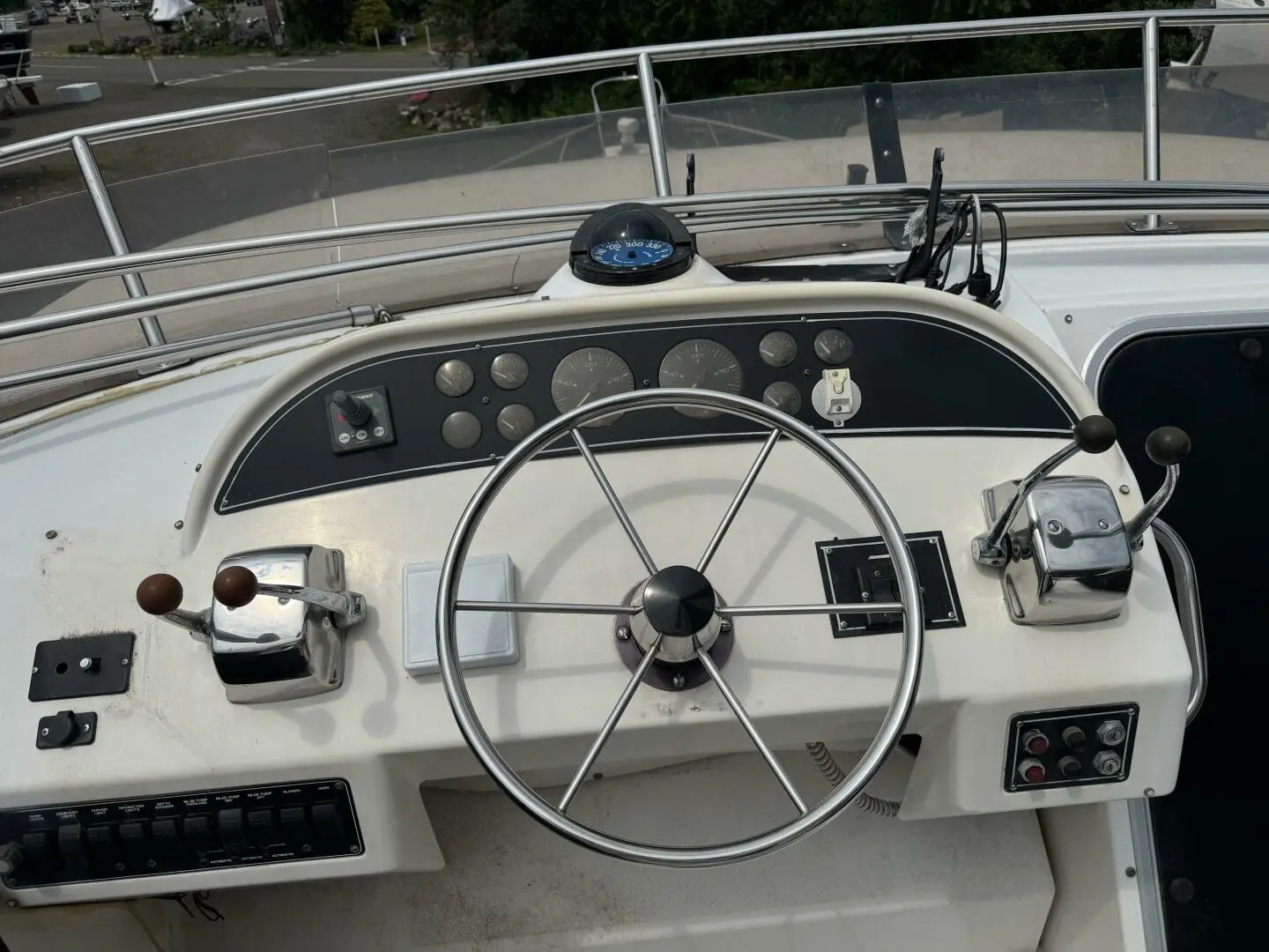 1994 Bayliner 4788 pilothouse