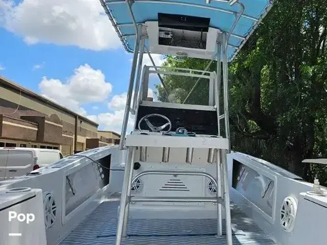 Mako 231 Center Console