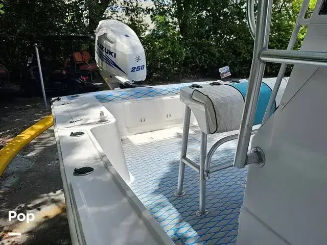 Mako 231 Center Console