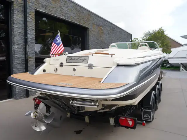 Chris Craft 27 Launch