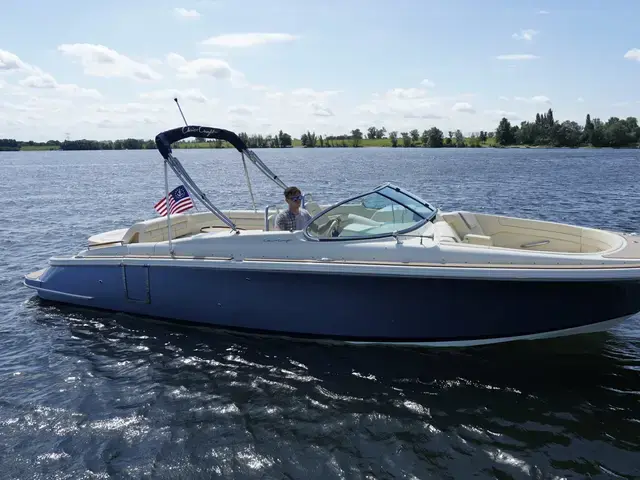 Chris-Craft Launch 28 GT