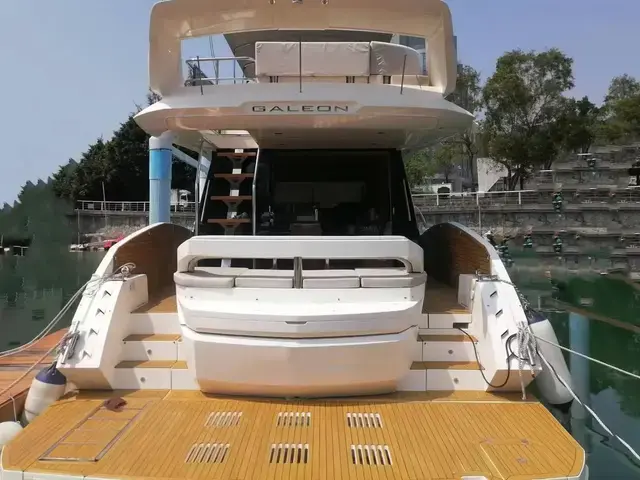 Galeon 500 Fly