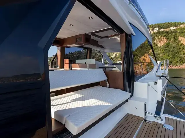 Galeon 500 Fly