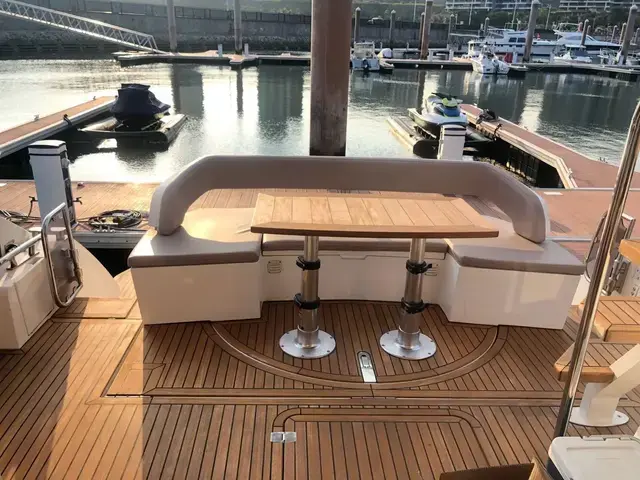 Galeon 500 Fly