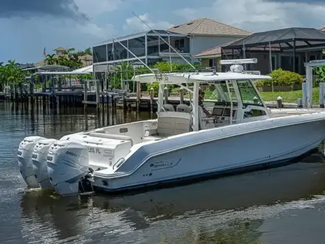 Boston Whaler 380 Outrage