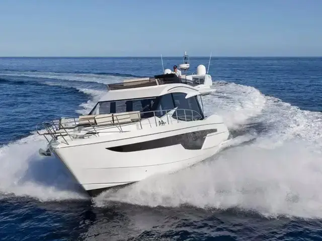 Galeon 500 Fly