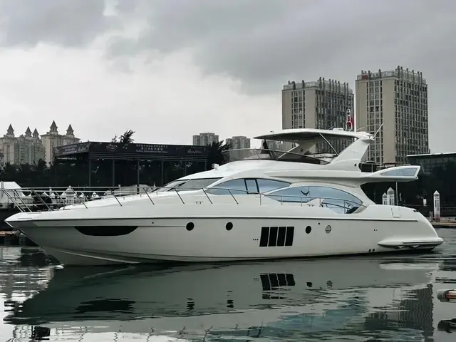 Azimut 70