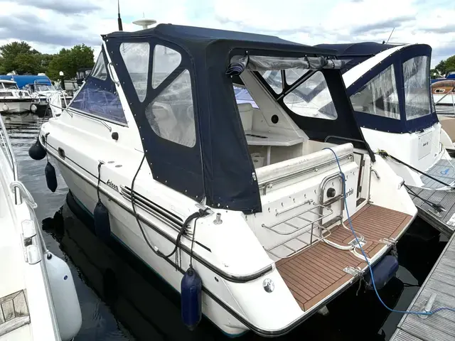 Falcon Capriole 27