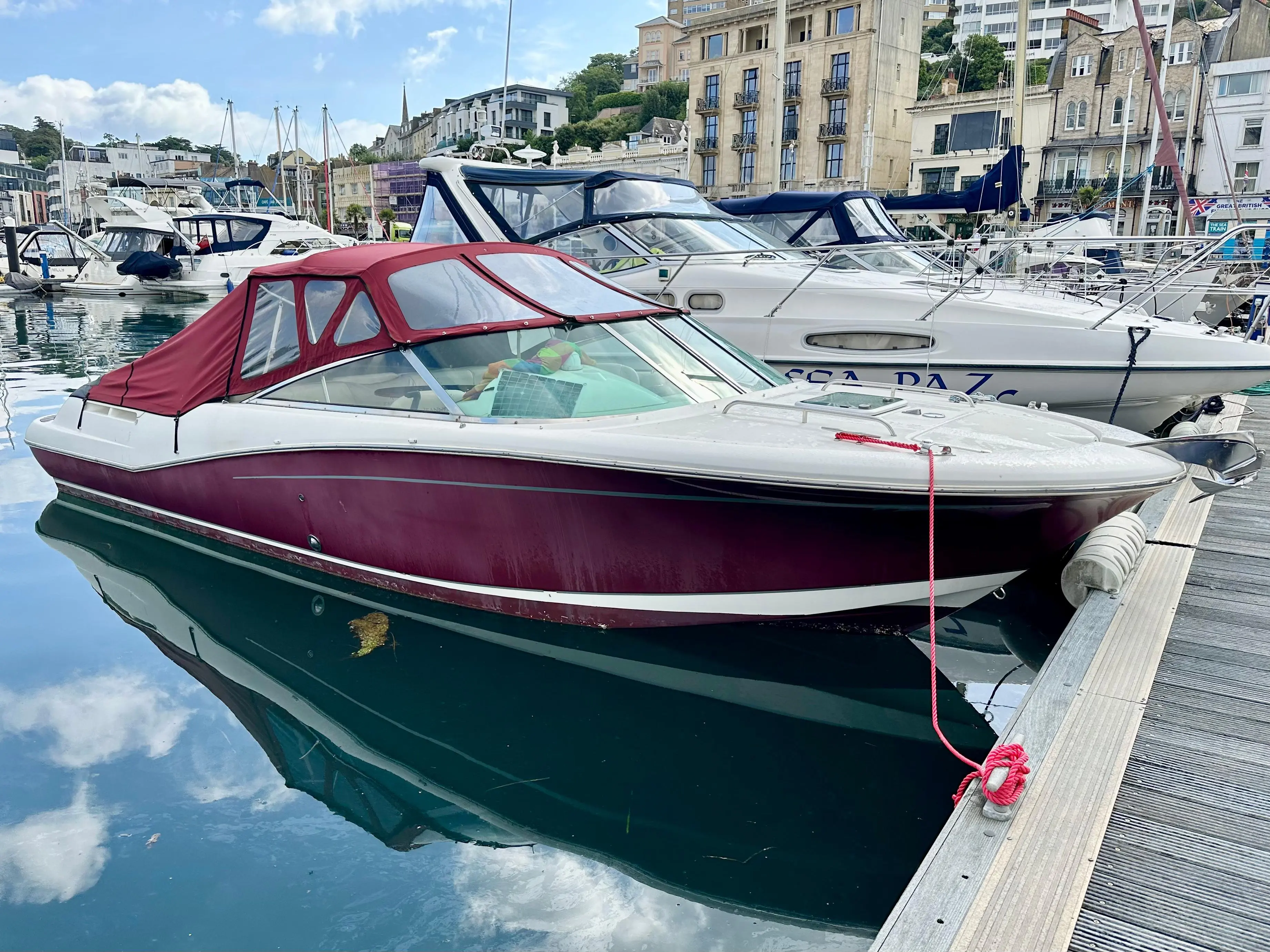 2004 Jeanneau runabout 755