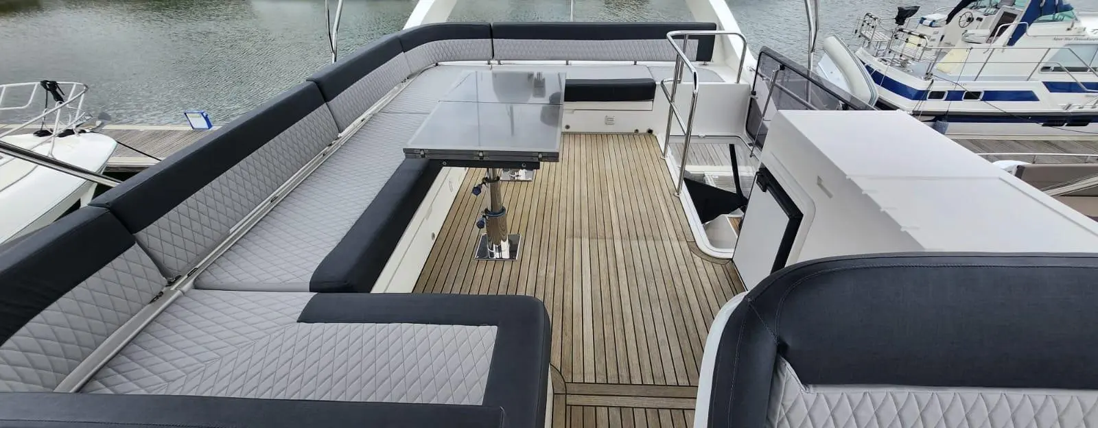 2017 Galeon 550 fly