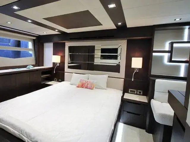 Galeon 550 Fly