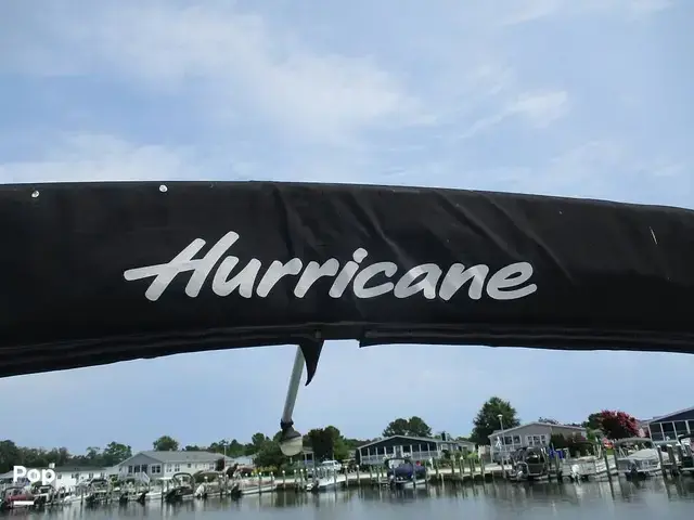 Hurricane FunDeck 236