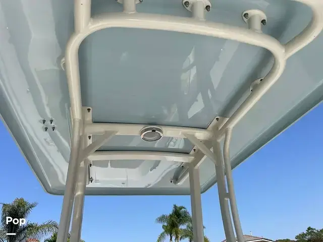 Boston Whaler 240 Dauntless