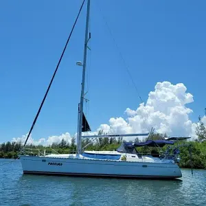 2004 Jeanneau Sun Odessey 43 Deck Salon