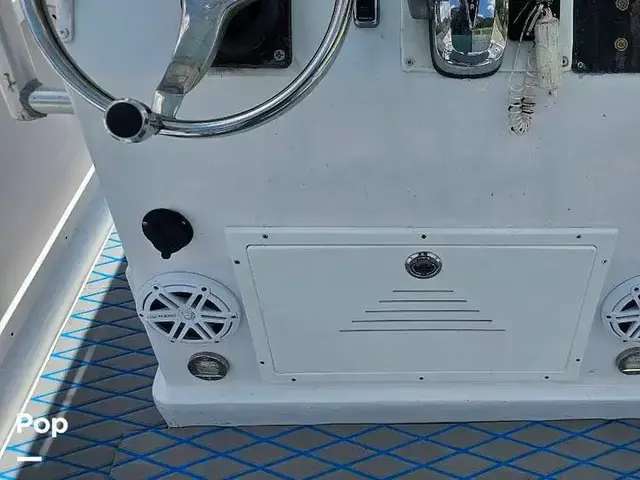 Mako 231 Center Console