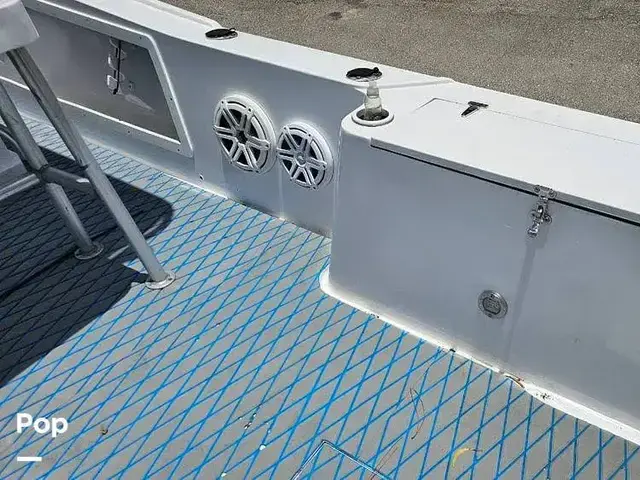 Mako 231 Center Console