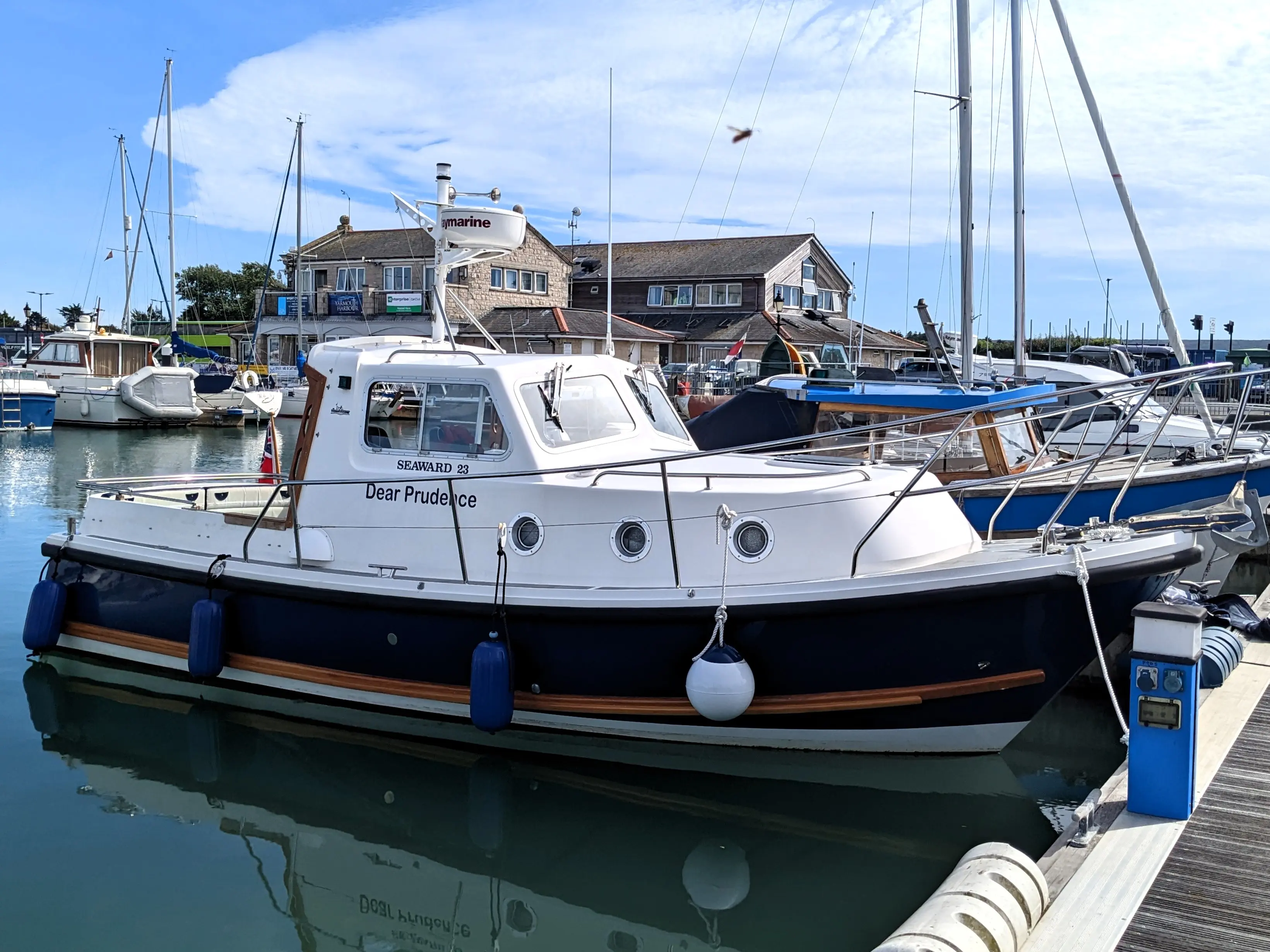 2013 Seaward 23 motor cruiser