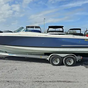 2009 Chris Craft 28 Launch