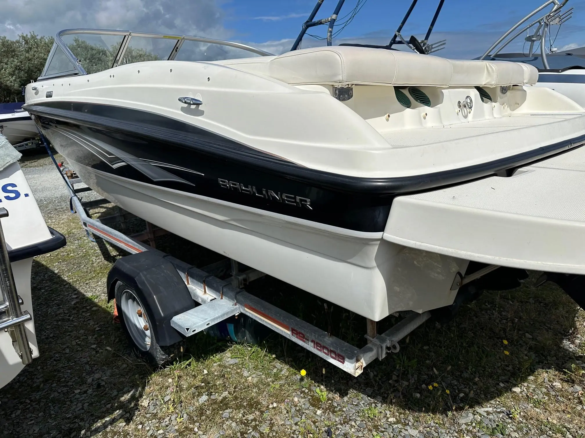 2010 Bayliner 185 bowrider