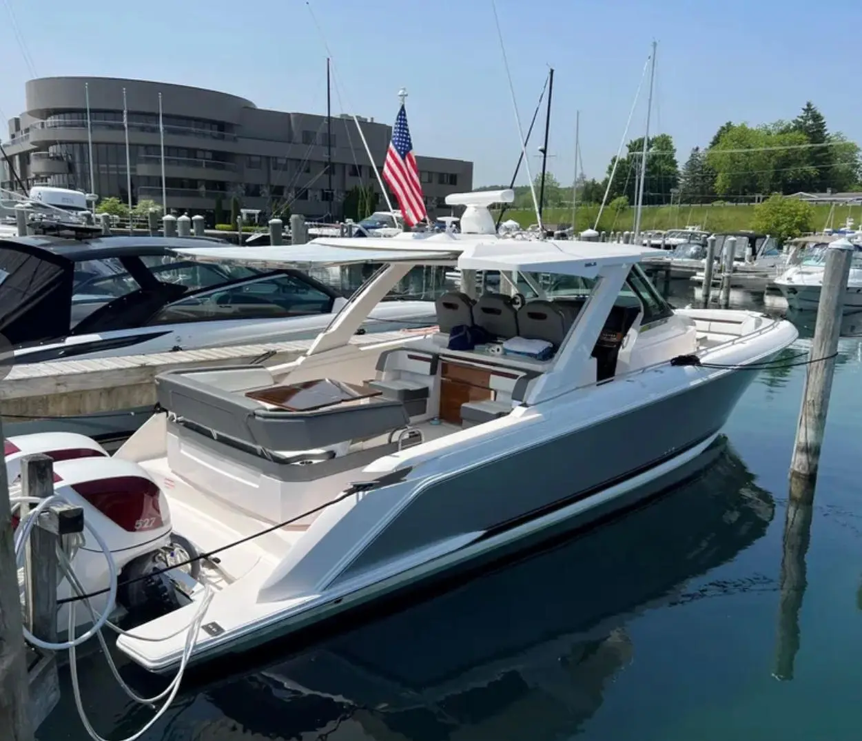 2019 Tiara 38 ls