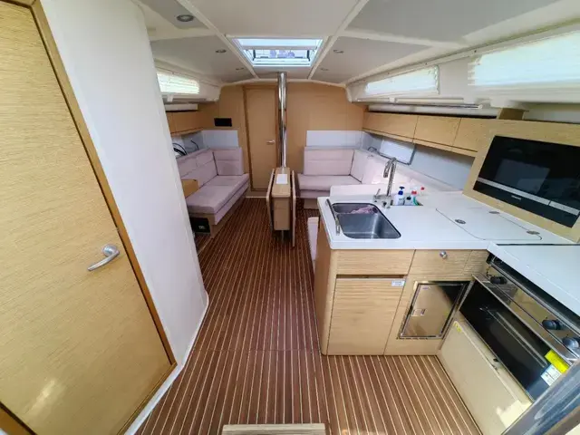 Hanse 418