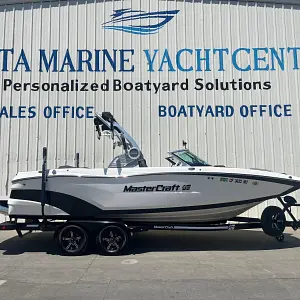 2021 Mastercraft XT22