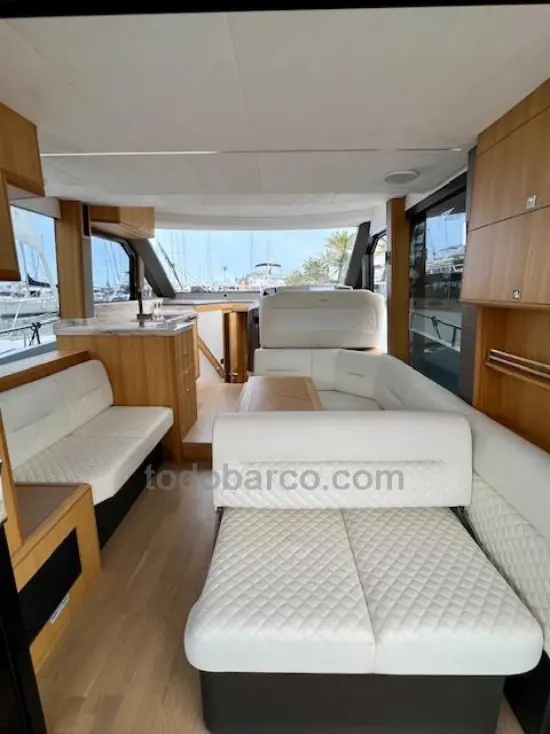 2021 Galeon 400 fly