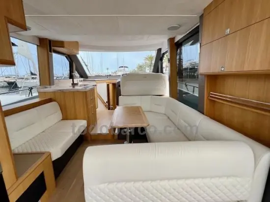 2021 Galeon 400 fly