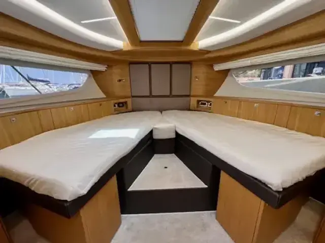 Galeon 400 Fly