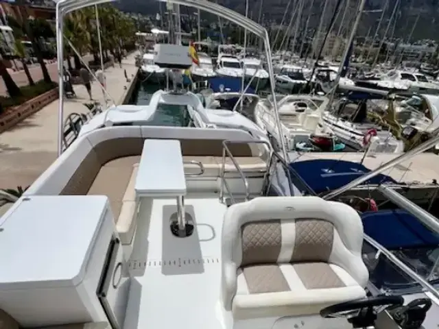 Galeon 400 Fly