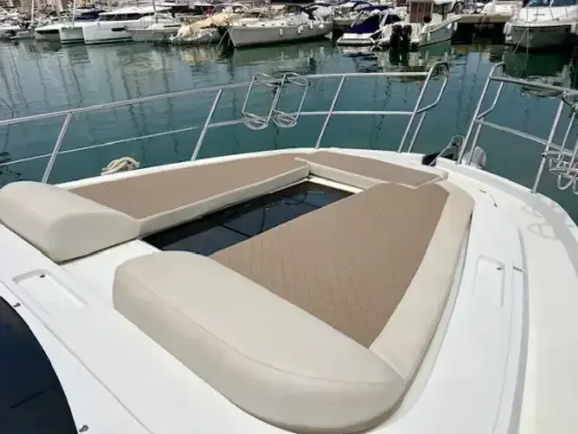 Galeon 400 Fly