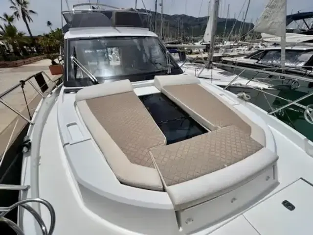 Galeon 400 Fly