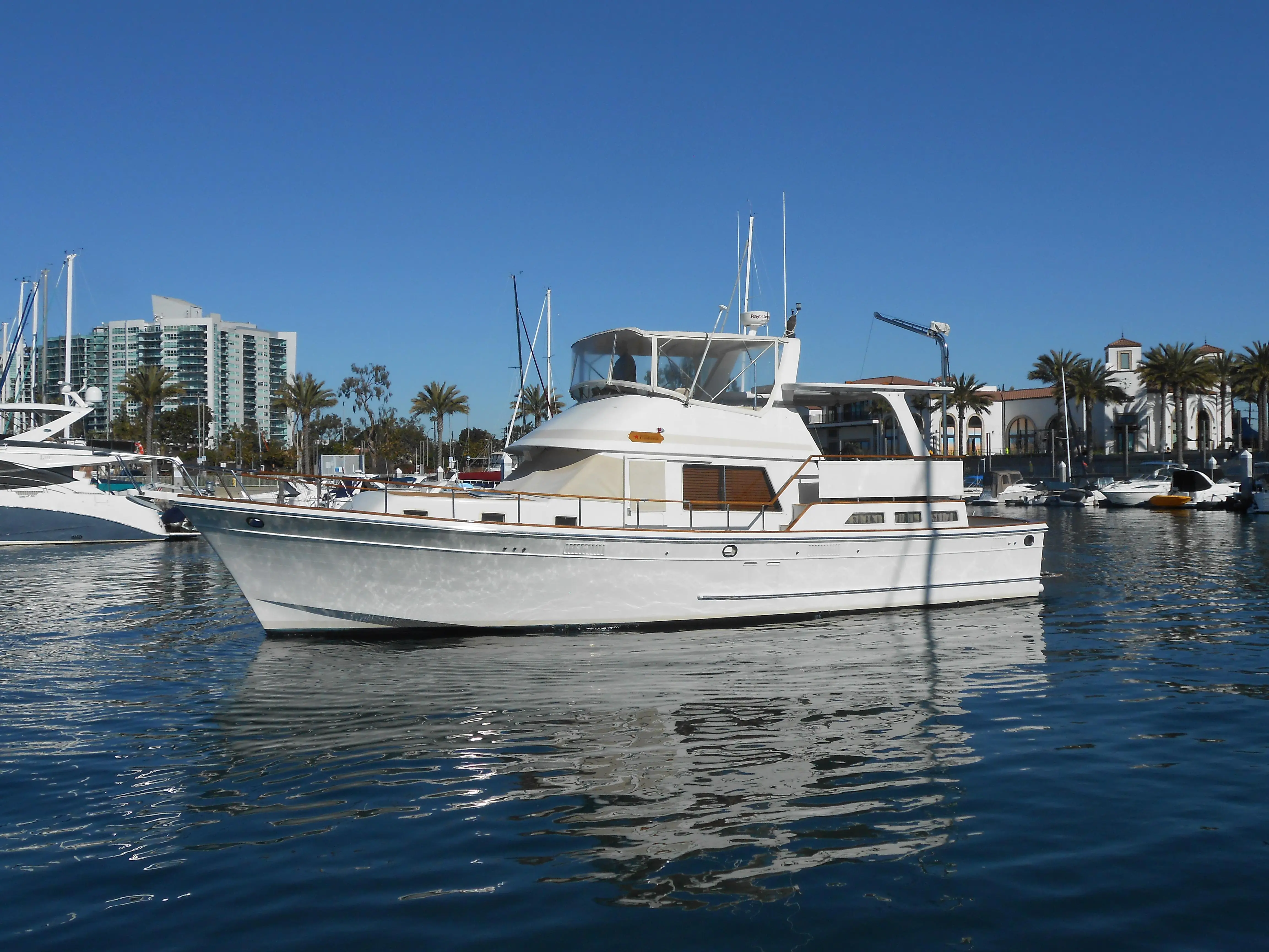 1985 Offshore 48 yachtfisher