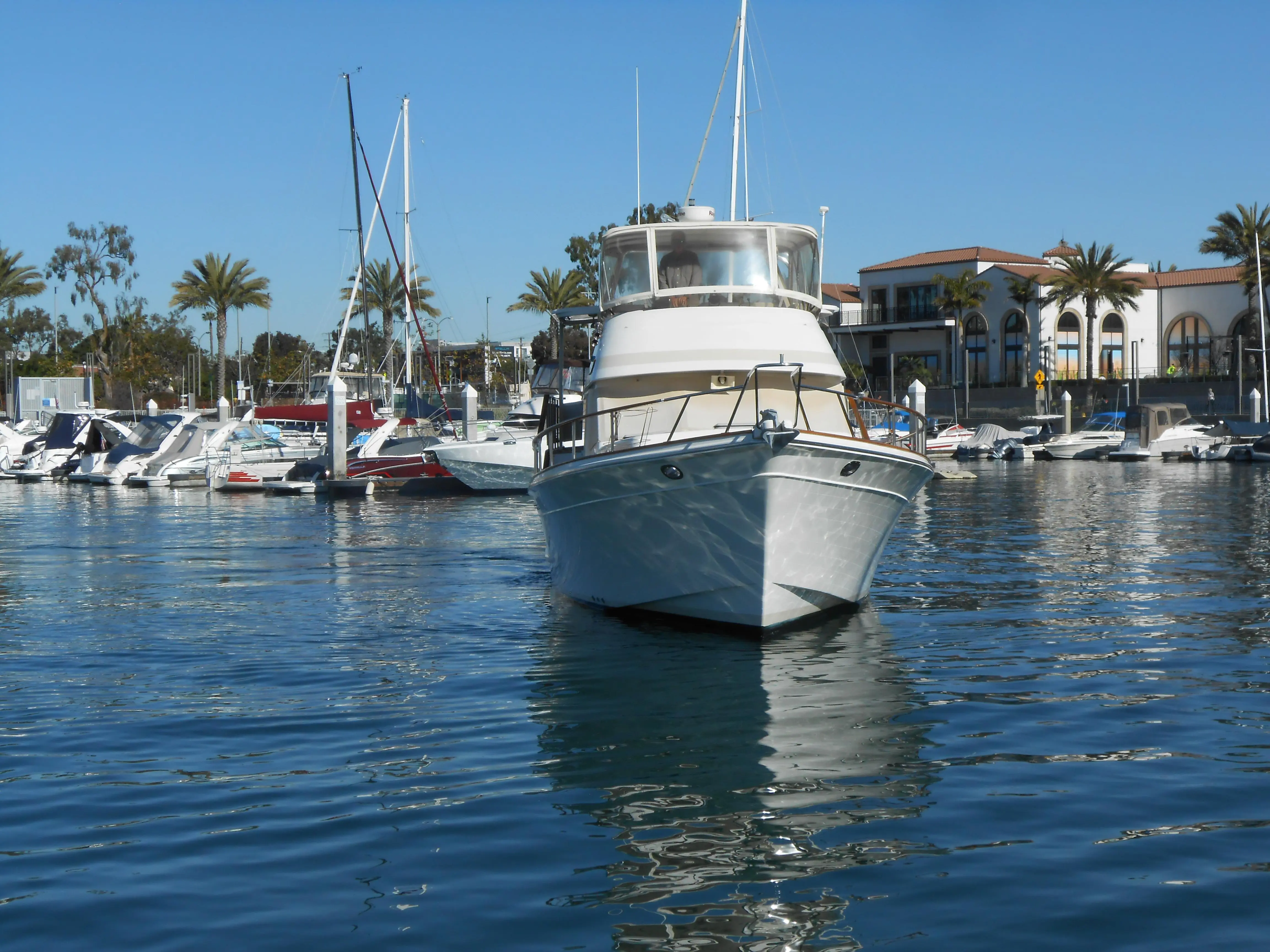 1985 Offshore 48 yachtfisher